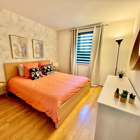 Appart' Calme - 48M² - Proche Versailles - Paris Elancourt Exterior foto